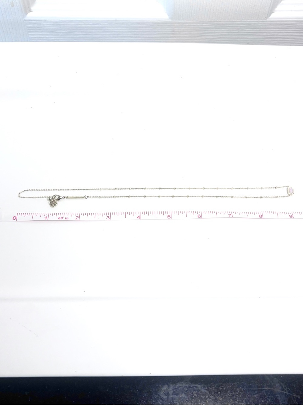 Kendra Scott Mini Elisa Gold Plated Oval Pendant Necklace White Iridescent Stone - Picture 7 of 7